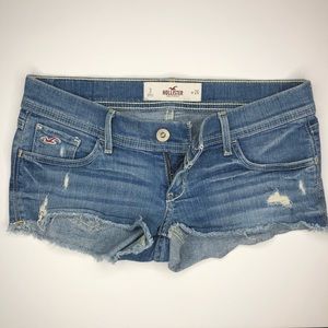 HOLLISTER size 3 Short Shorts